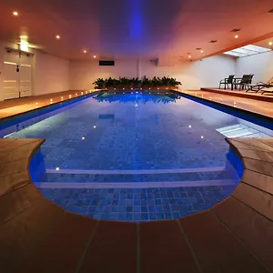 Parklands Official 3*, Canberra Australia